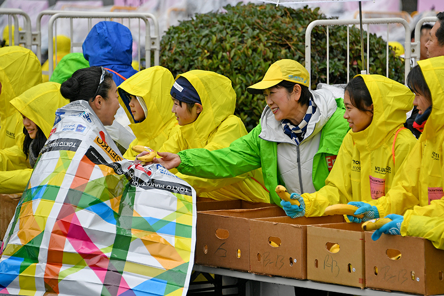 A photo of volunteers at the Tokyo Marathon